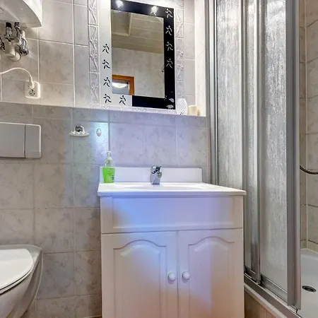 Fischer Un Sin Fru Og Apartment *
